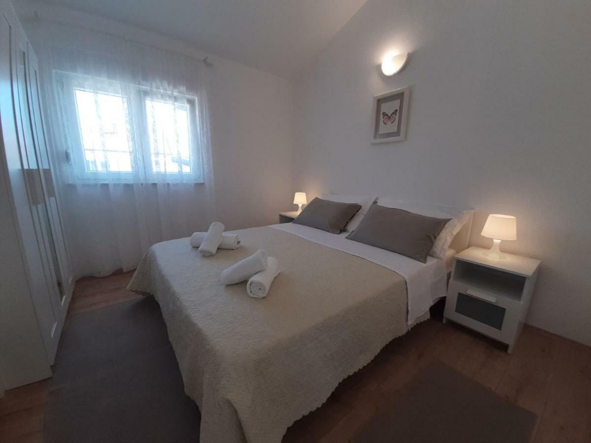 Apartman S Pogledom Ждрелаць Екстер'єр фото